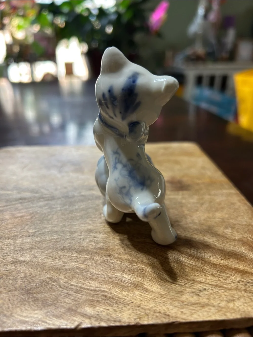 Vintage 1970-1990’s Delft-Style Kitsch Blue & White Cat Playing with A Ball